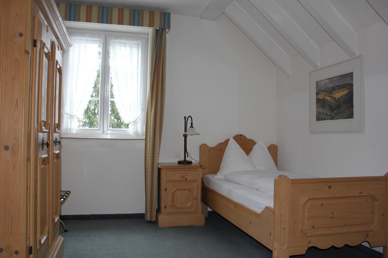 Landgasthof Zu Den Drei Sternen Brunegg Kamer foto
