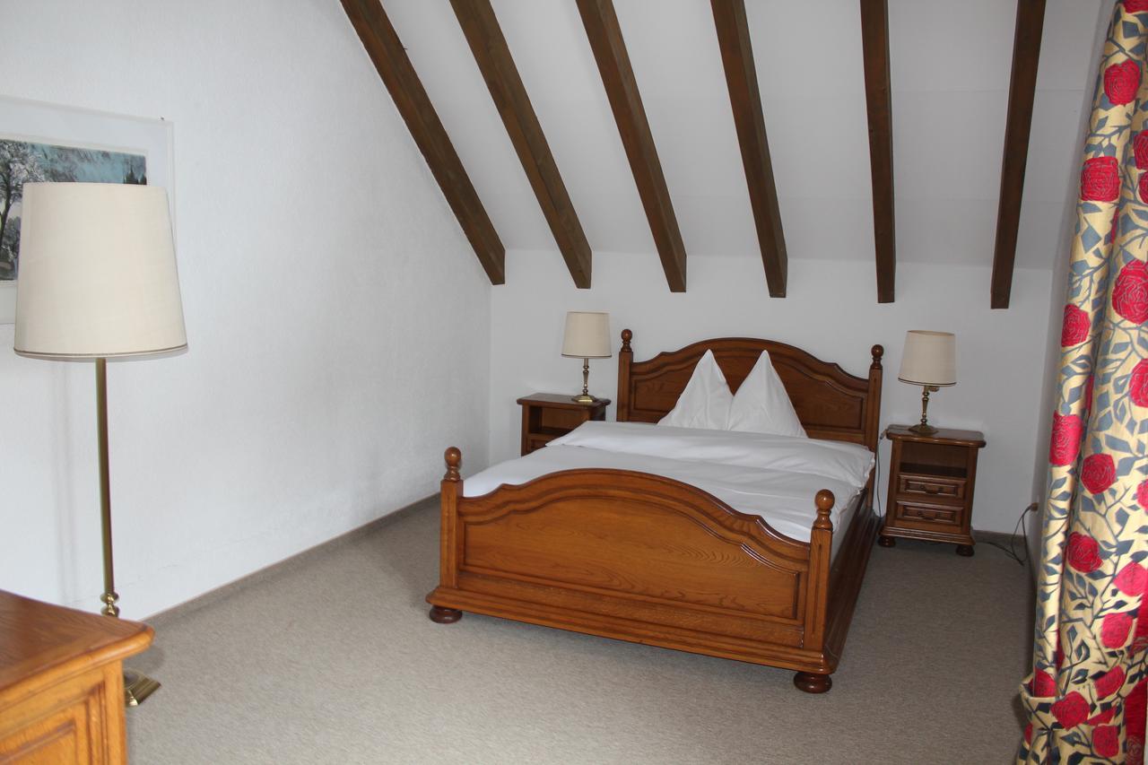 Landgasthof Zu Den Drei Sternen Brunegg Kamer foto