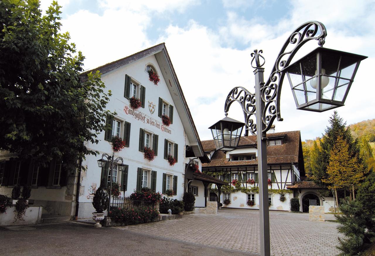 Landgasthof Zu Den Drei Sternen Brunegg Buitenkant foto