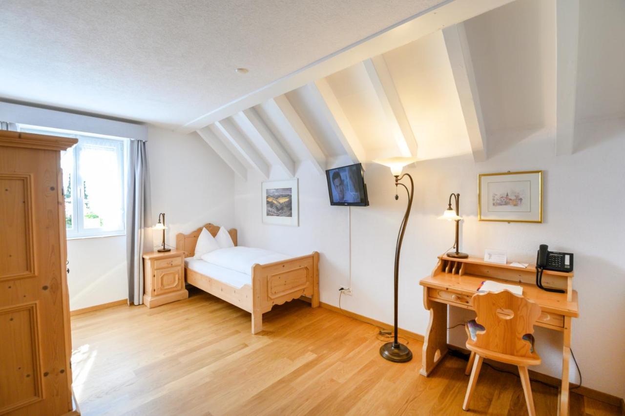 Landgasthof Zu Den Drei Sternen Brunegg Buitenkant foto