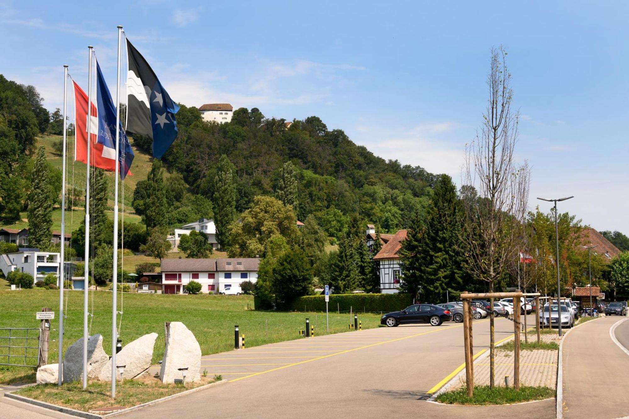 Landgasthof Zu Den Drei Sternen Brunegg Buitenkant foto