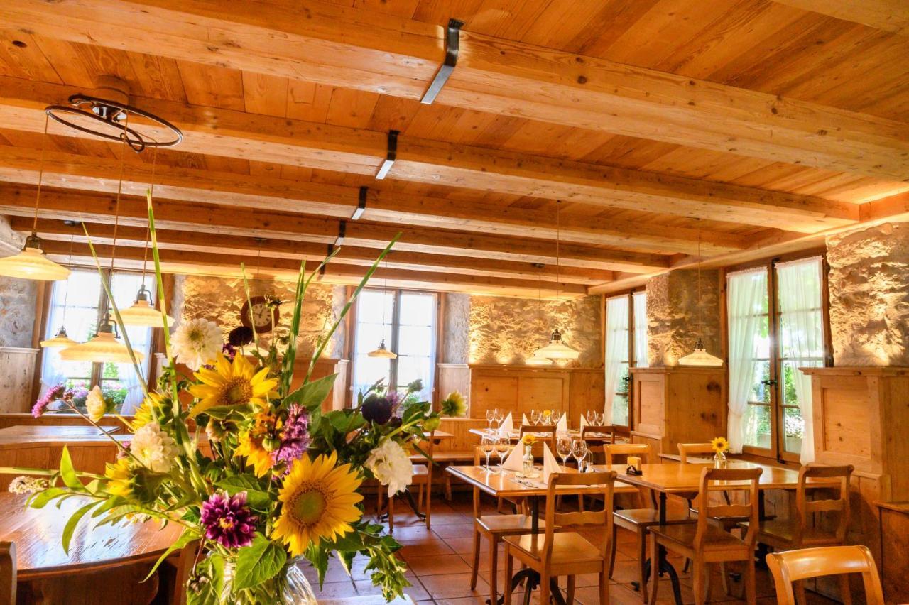 Landgasthof Zu Den Drei Sternen Brunegg Buitenkant foto